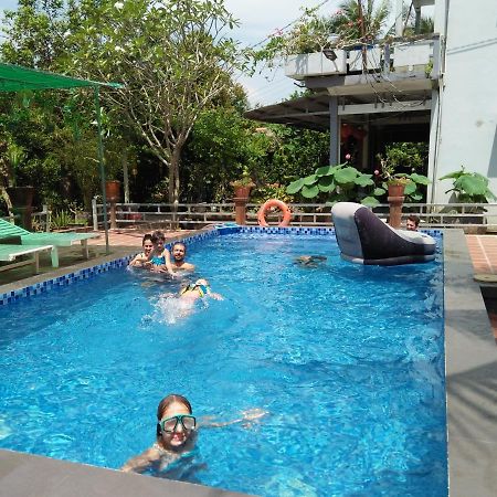 Quoc Phuong Riverside Homestay Ben Tre Экстерьер фото