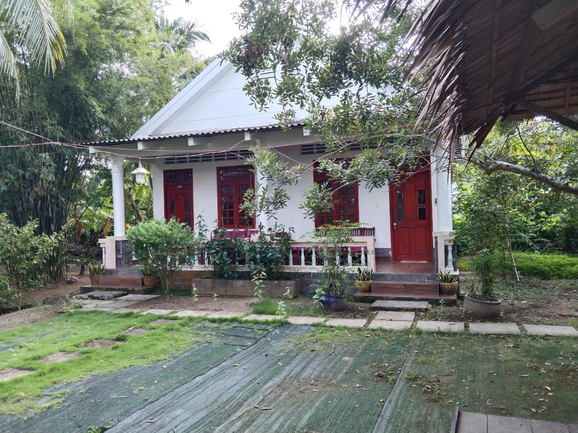 Quoc Phuong Riverside Homestay Ben Tre Экстерьер фото