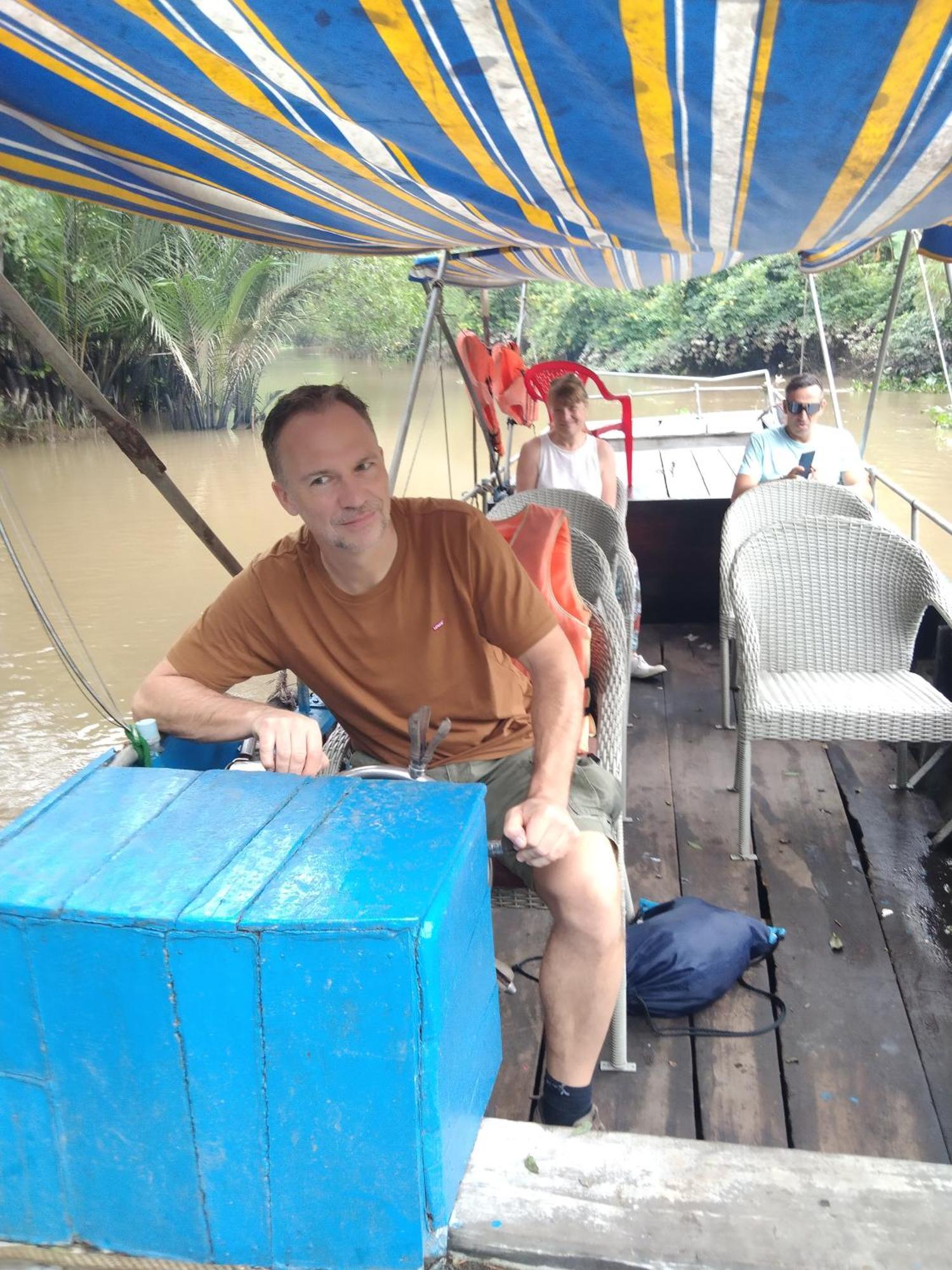 Quoc Phuong Riverside Homestay Ben Tre Экстерьер фото
